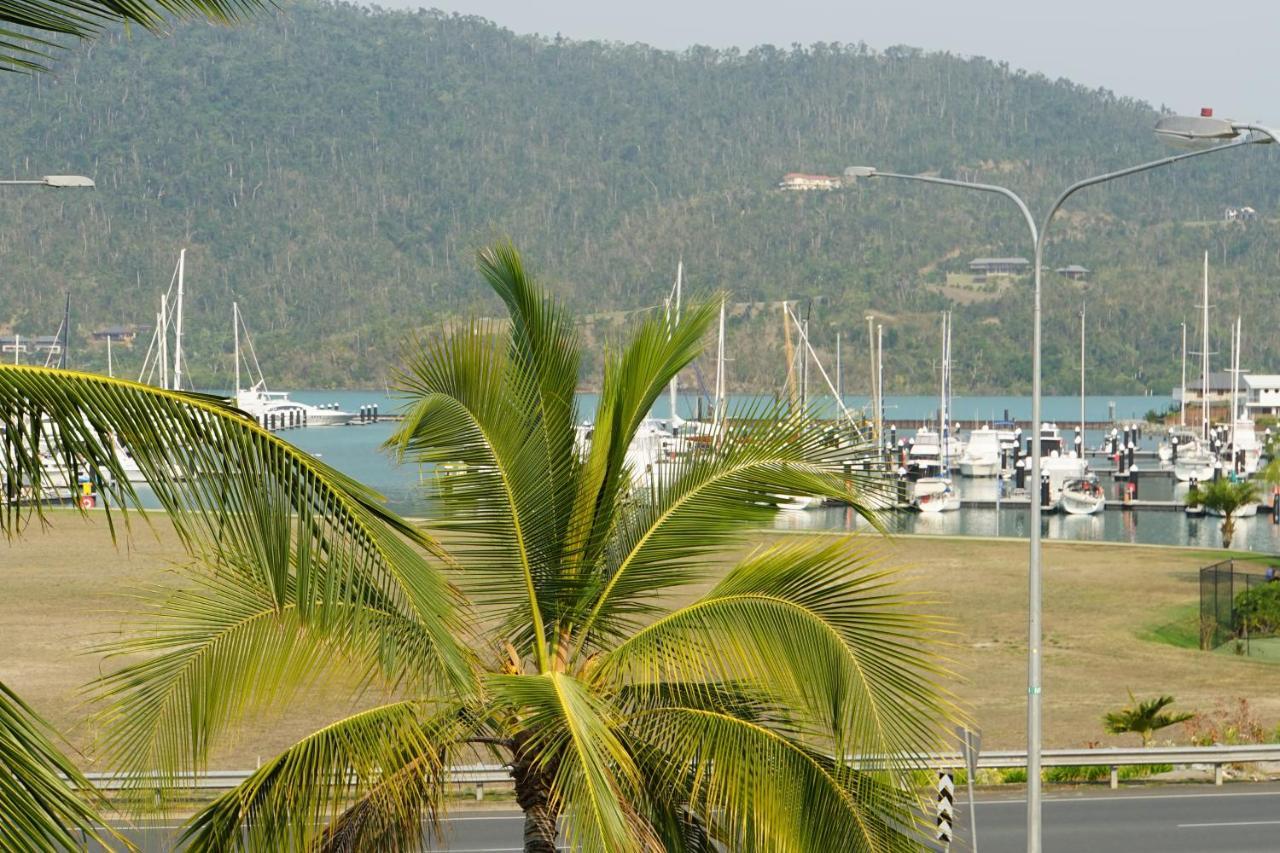 Airlie Seaview Apartamentos Airlie Beach Exterior foto