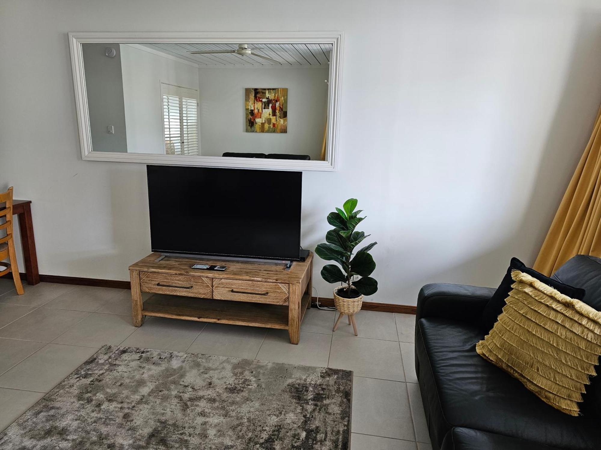 Airlie Seaview Apartamentos Airlie Beach Exterior foto