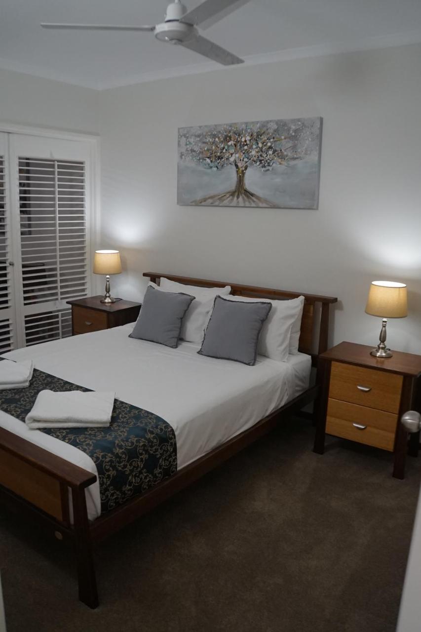 Airlie Seaview Apartamentos Airlie Beach Exterior foto